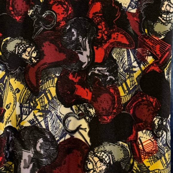 LuLaRoe Disney Villains Captain Hook OS Leggings - Picture 4 of 11